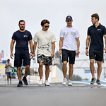 Flickr photo 22-1MDH8057